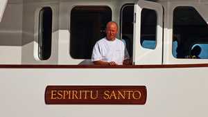 Captain Espiritu Santo Review